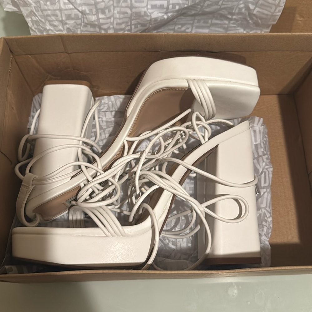 White Steve Madden Platform Block heels
